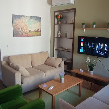Gs Home Gytheio Exteriör bild